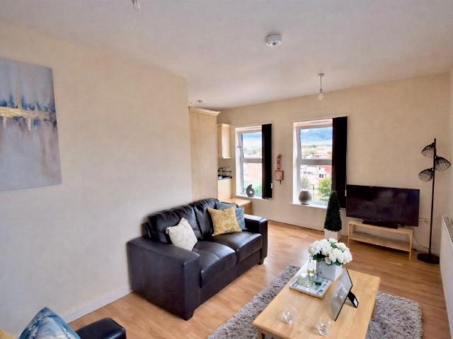 Flat for rent in Saint George's, Sheffield
