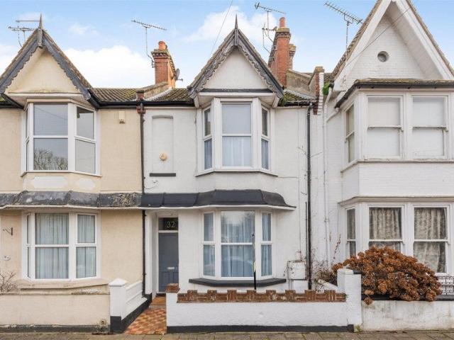 Flat for rent in Oxenden, The Bridge