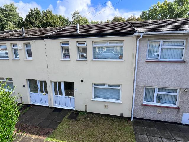 Flat for rent in Cwmfelin, Nangreaves