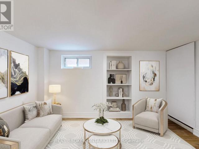 Apartment for rent in Eglinton—Lawrence, Toronto