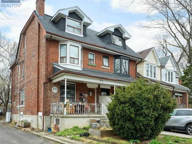 Apartment for rent in Woburn, Ontario