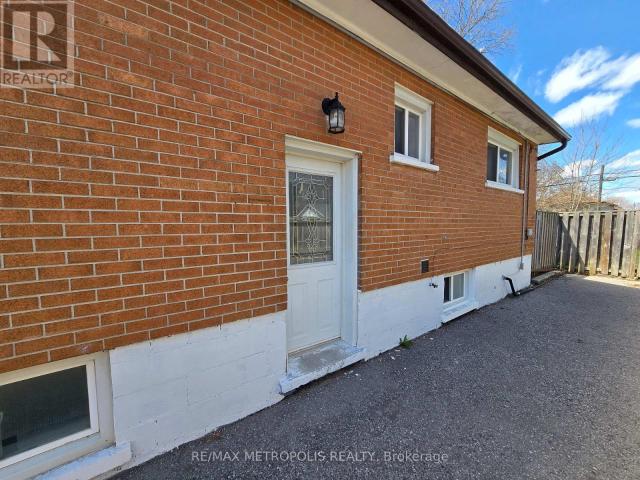 House for rent in Central, Oshawa