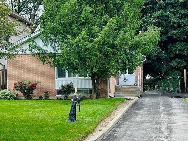 Apartment for rent in Woburn, Ontario
