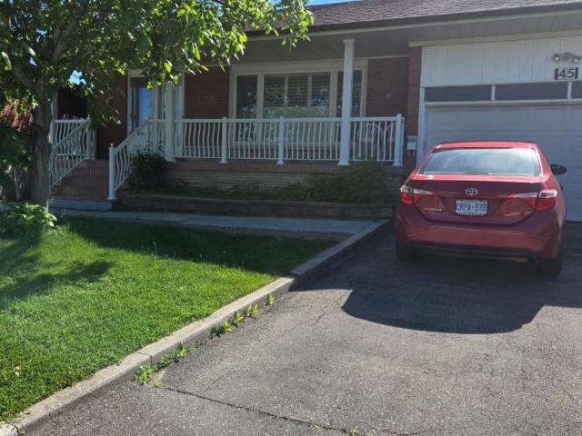 Apartment for rent in Woburn, Ontario