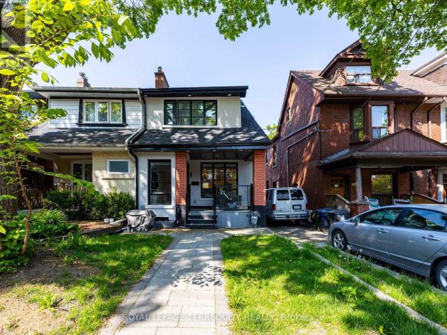 Apartment for rent in High Park North, Toronto
