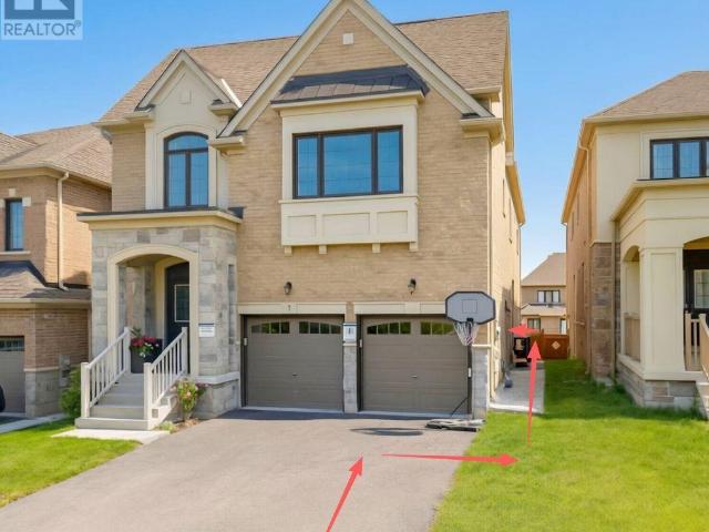 Apartment for rent in Holland Landing, Golden Horseshoe