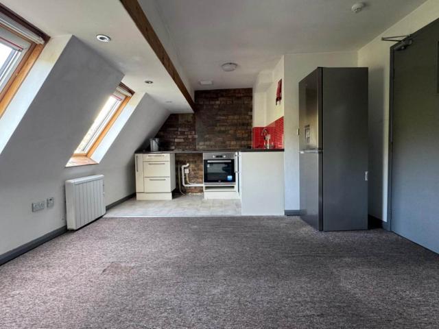 Apartment for rent in High Wycombe Community Board, High Wycombe