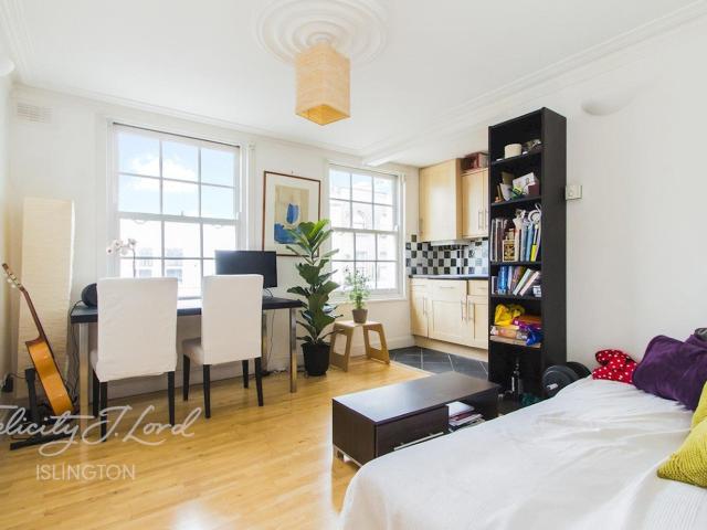 Flat for rent in Dalston, Dalston Flat for rent in Dalston, Dalston
