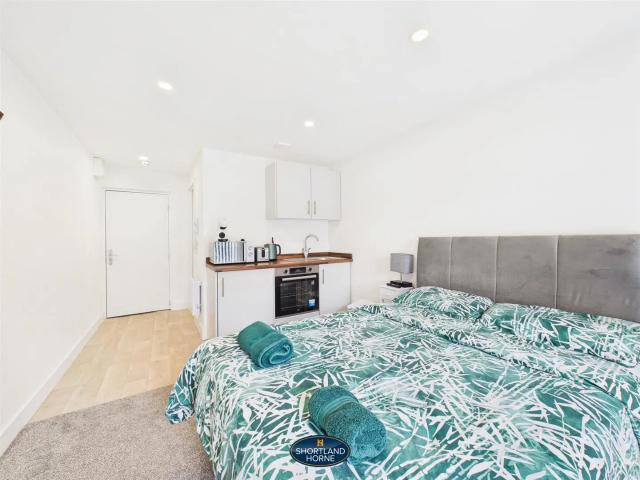 Flat for rent in West Midlands