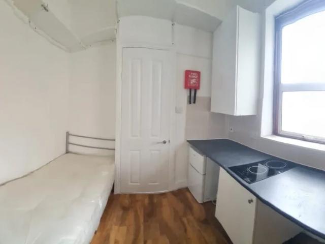 Flat for rent in Limehouse, Greater London