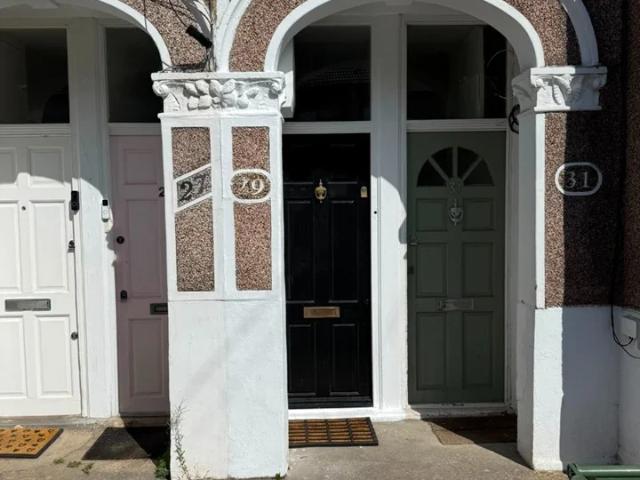 Flat for rent in London Borough of Lewisham, Bell Green