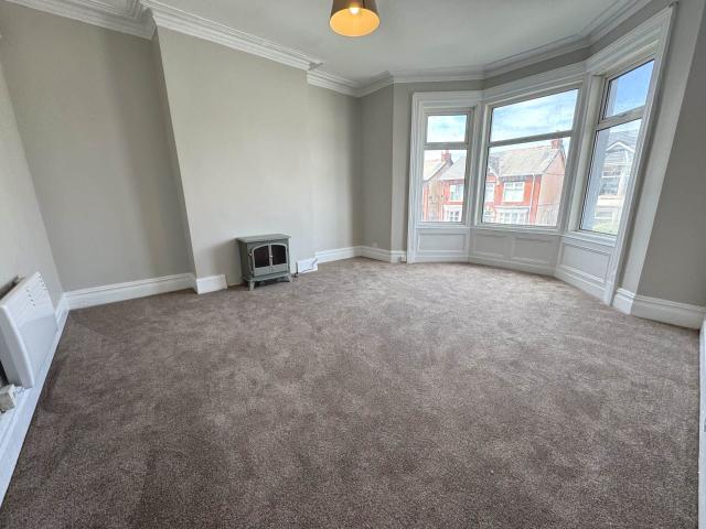 Flat for rent in Squires Gate