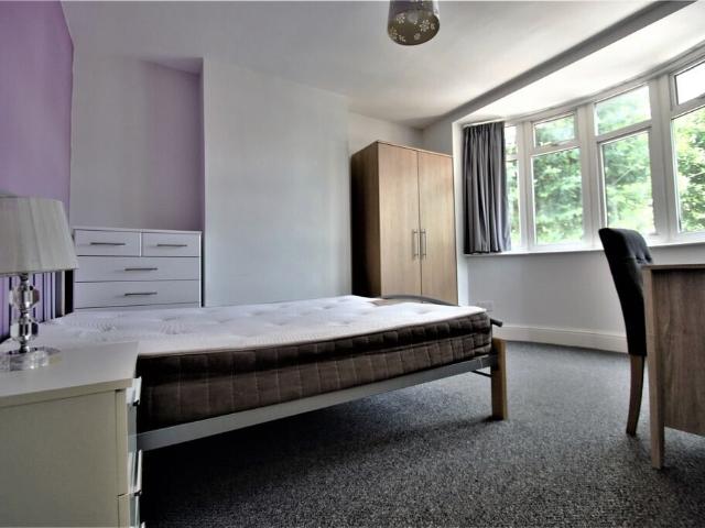 Flat for rent in Coventry, Copsewood