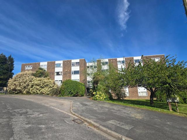 Flat for rent in Weston Common, City Of Southampton