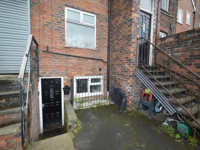 Flat for rent in Kirkhams, Bury