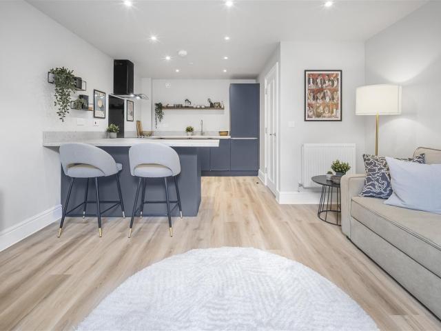 Flat for rent in Cardiff Bay, Falcon Lodge