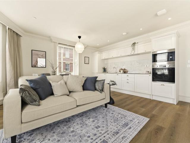 Flat for rent in Cardiff Bay, Falcon Lodge