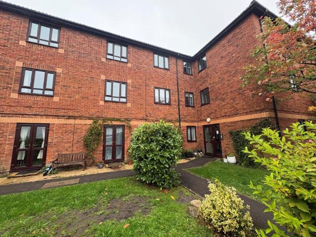 Flat for rent in Warminster