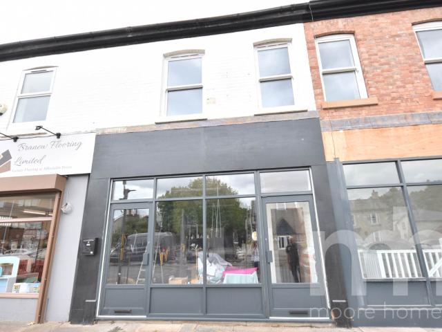 Flat for rent in Heaviley, Stockport