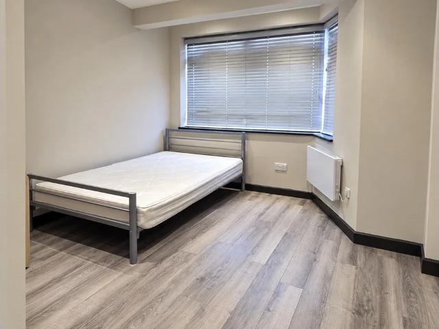 Flat for rent in London Borough of Harrow, Greater London
