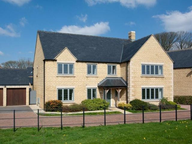 Flat for rent in Fossebridge, Gloucestershire