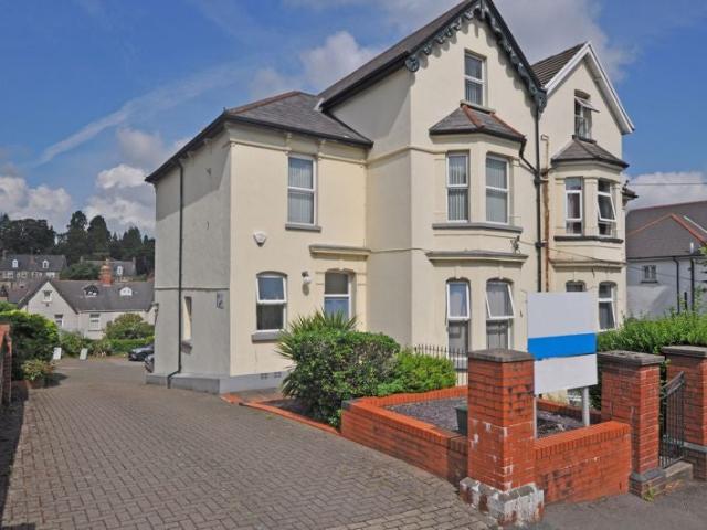 Flat for rent in Baneswell, Newport