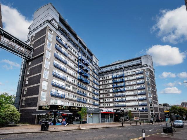 Flat for rent in Callis Yard, Greater London