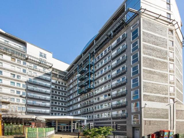 Flat for rent in Callis Yard, Greater London