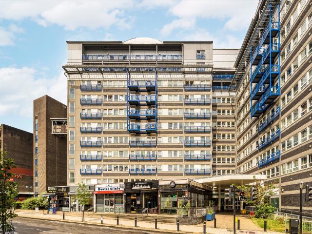 Flat for rent in Callis Yard, Greater London