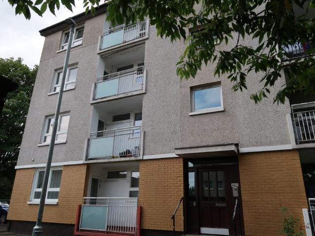 Flat for rent in Hutchesontown, Gorbals