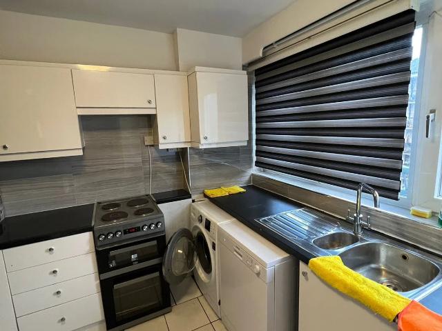 Flat for rent in London Borough of Islington, Greater London