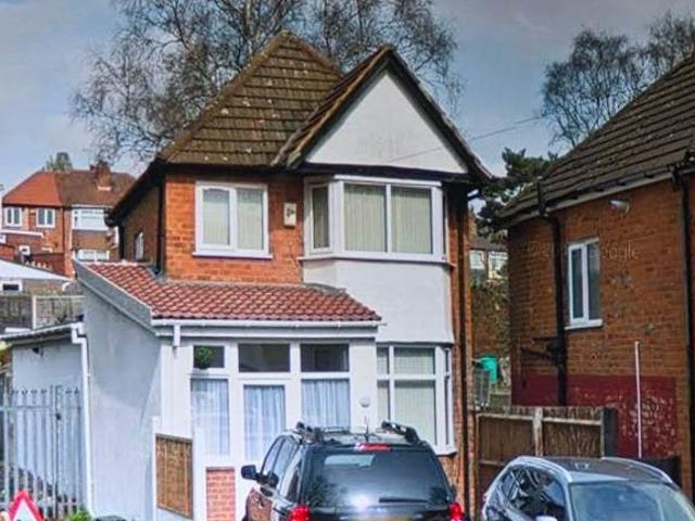 Flat for rent in Perry Beeches, Birmingham