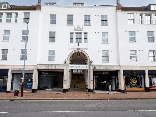 Flat for rent in St James, Sandown Park