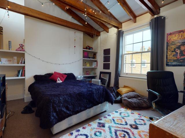 Flat for rent in Camberwell, Greater London