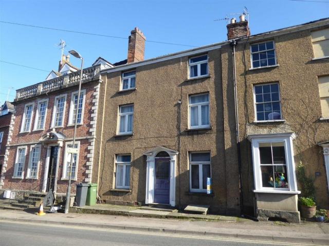 Flat for rent in Dursley, School House