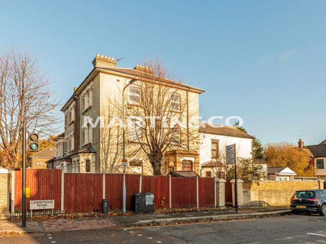 Flat for rent in Wanstead, Greater London