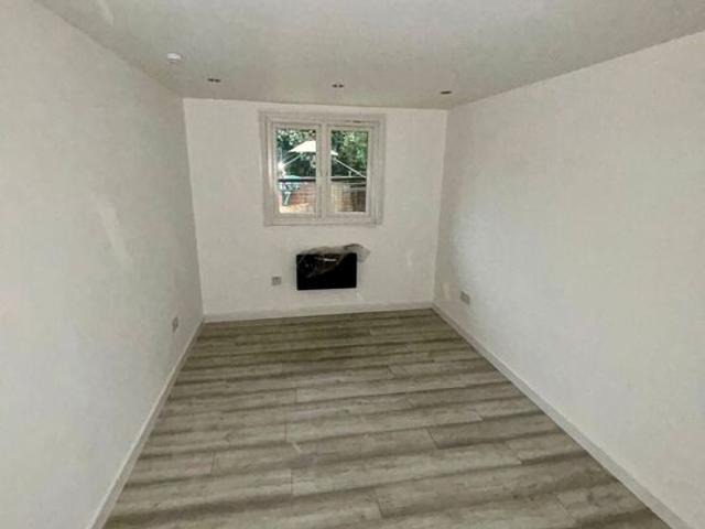 Flat for rent in London Borough of Camden, Greater London