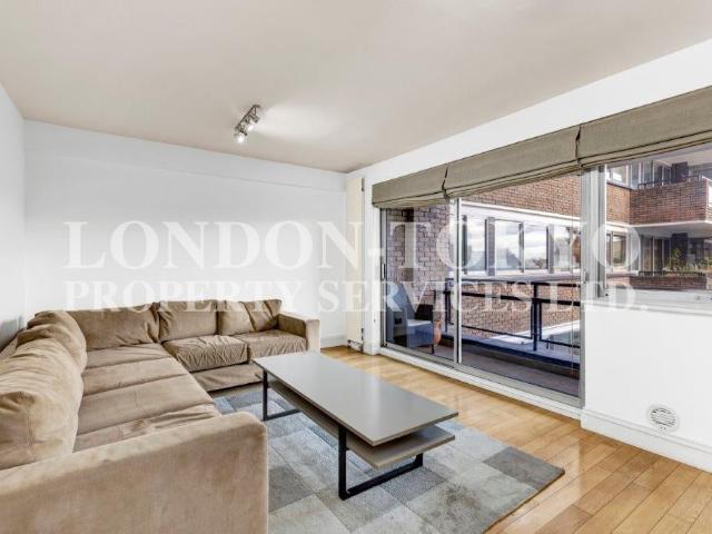 Flat for rent in Kensington, Greater London