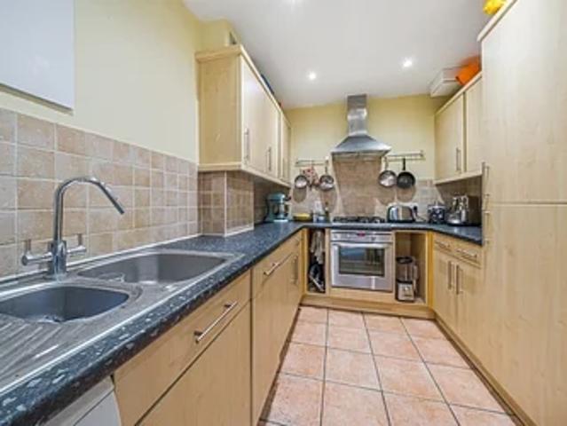 Flat for rent in Norbiton, Greater London