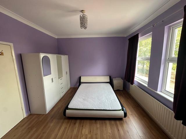 Flat for rent in London Borough of Waltham Forest, Greater London