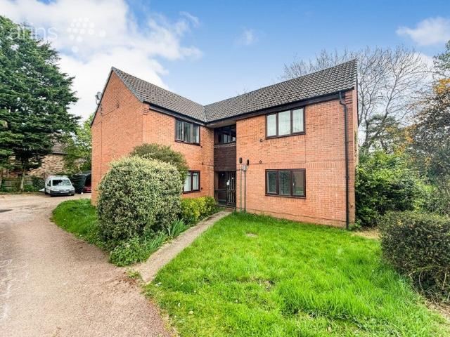 Flat for rent in Earley