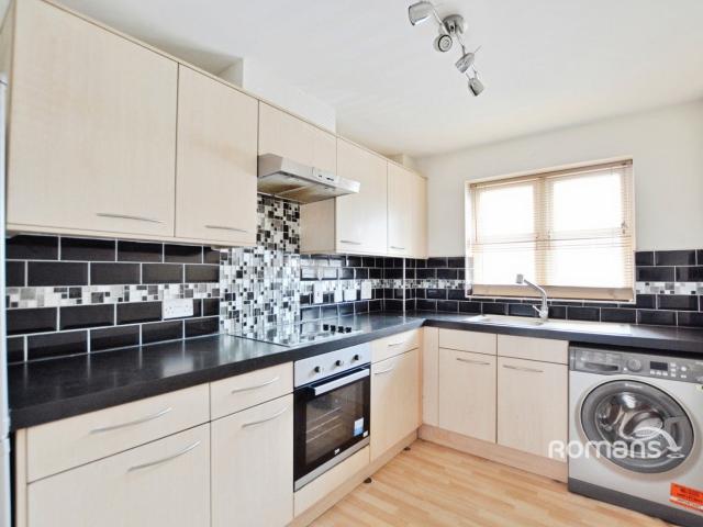 Flat for rent in Wexham Court, Slough