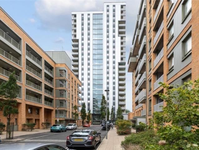 Flat for rent in London Borough of Haringey, Greater London