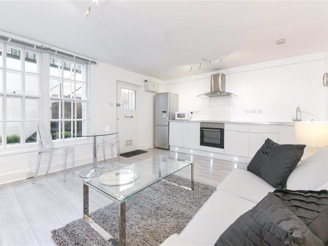 Flat for rent in Canonbury, Greater London