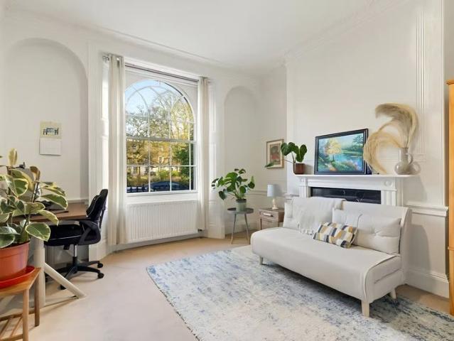 Room for rent in Highbury, Greater London
