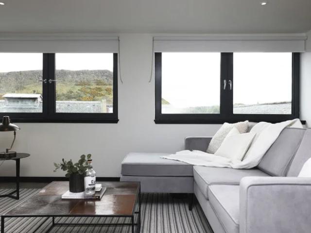Flat for rent in Canongate, Old Town