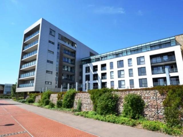 Flat for rent in Cardiff International Sports Village, Falcon Lodge