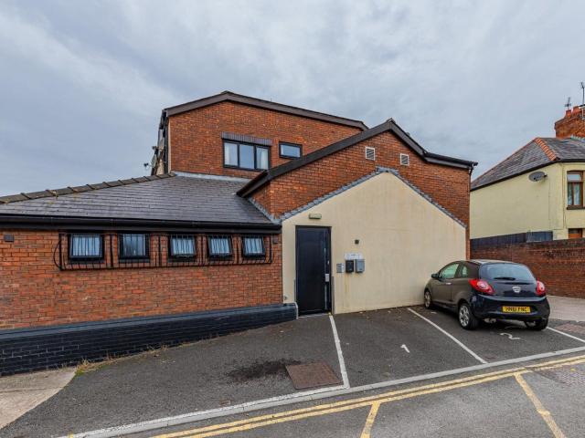 Flat for rent in Wales