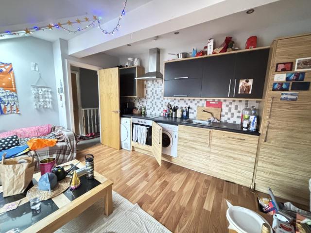 Flat for rent in Headingley Hill, Headingley