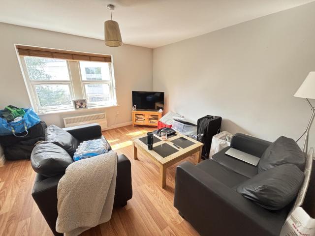 Flat for rent in Headingley Hill, Headingley